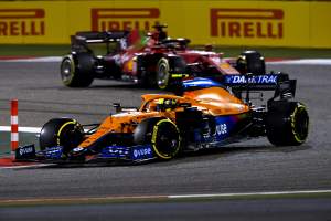 F1 video: McLaren versus Ferrari in battle over P3?